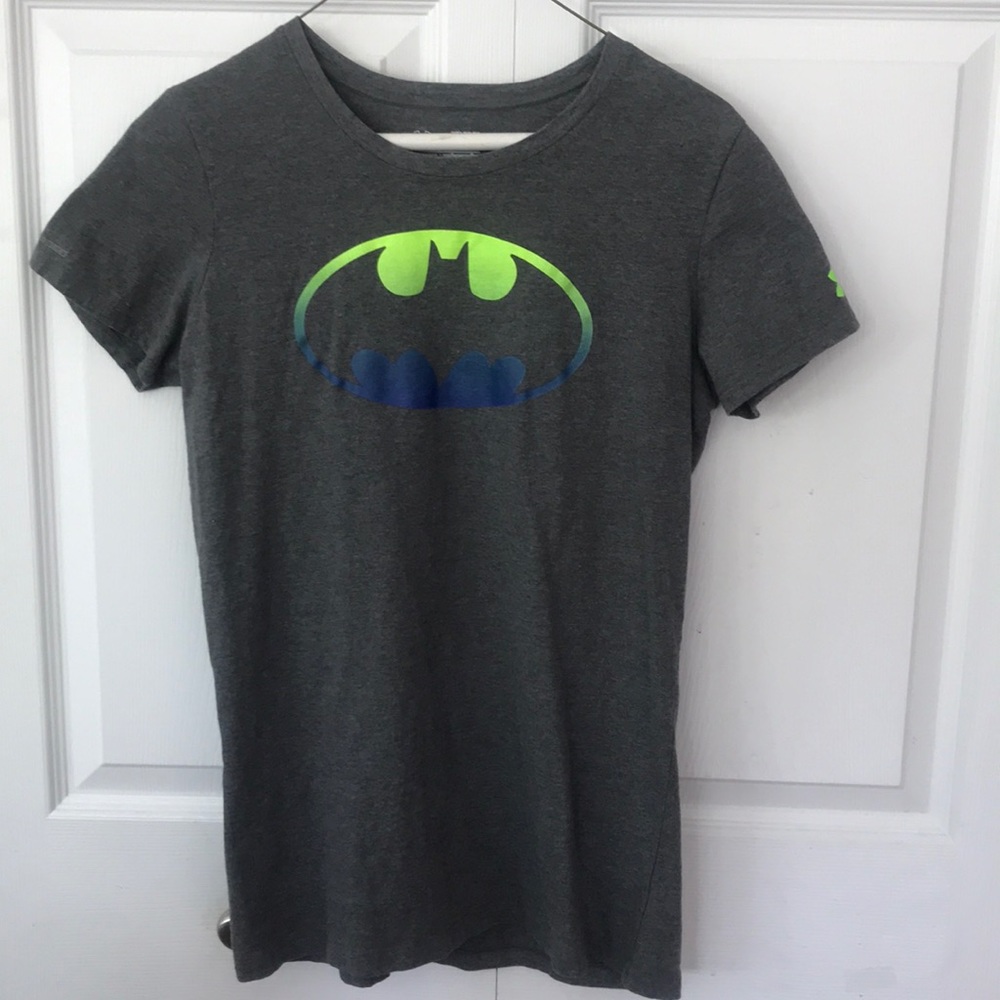Under armour semi fitted medium Batman shirt med